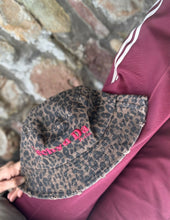 Load image into Gallery viewer, "Iechyd Da" leopard print bucket hat
